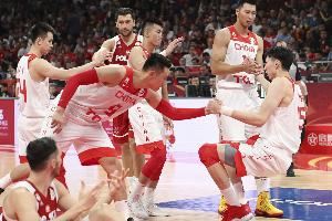 十年之前！郭艾伦19分 周琦16+14 易建联11+15 男篮重返亚洲之巅