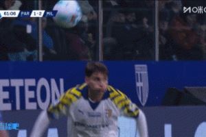 被扳平!迈尼昂失误,普拉托门前头球建功,帕尔马2-2扳平米兰!