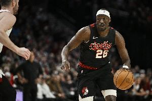 队记:开拓者或在明夏重新底薪签下里斯 或在本赛季截止日交易他